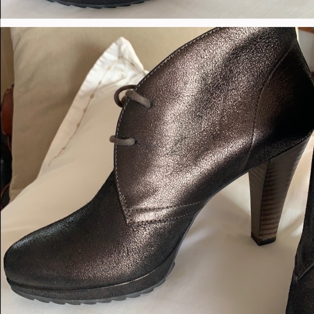 Paul Green bronze lace up heeled bootie